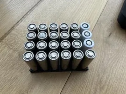 Bare 18650 cells, terminals up